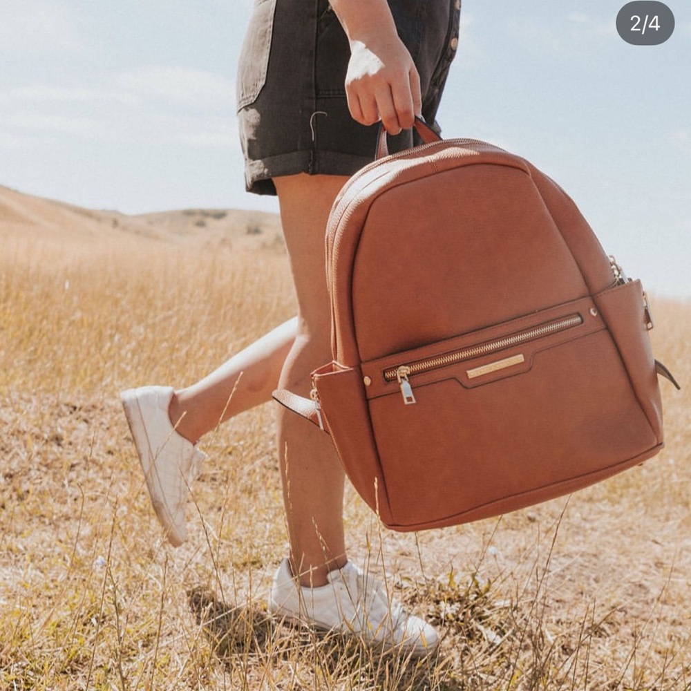 NWOT Poppies & Peonies Brooklyn Camel Backpack